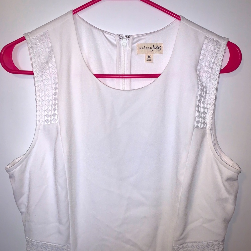 Maison Jules All White Minimal Flowy Dress